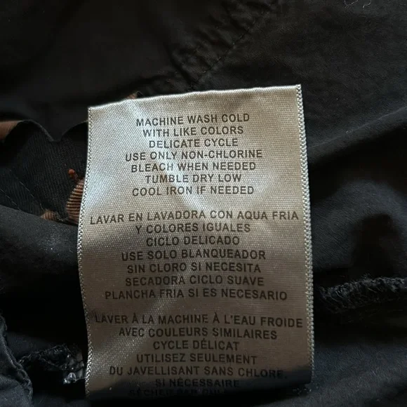 Levi Strauss black Wind/ rain coat longer hem on back. Draw strings also. EUC. - Picture 12 of 13